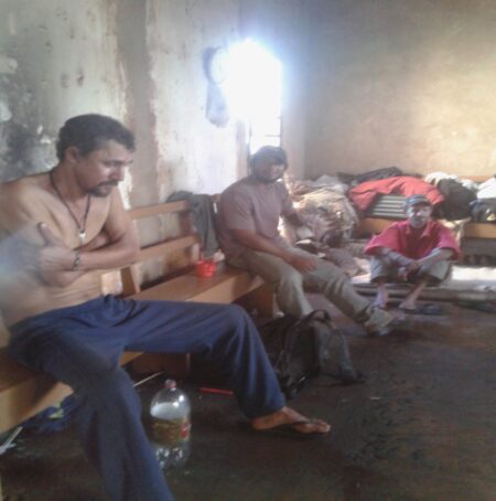 Primeiro contato com ex-moradores